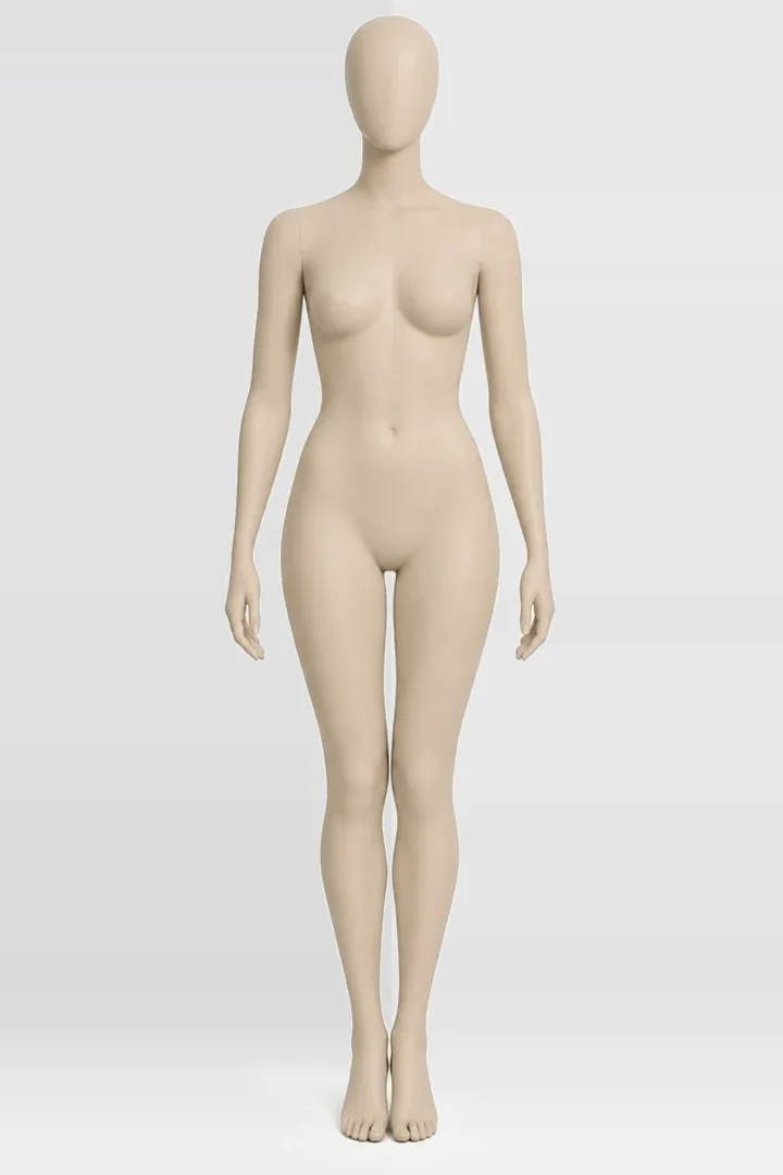 Sample mannequin before try-on